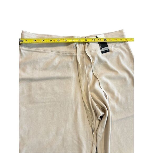 New York & Company Ruched cropped cotton-jersey track pants size M - Picture 3 of 10